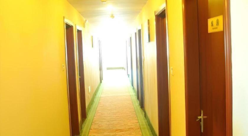 Greentree Fta Waigaoqiao Free Trade Zone North Subway Station Shell 3* Shanghai