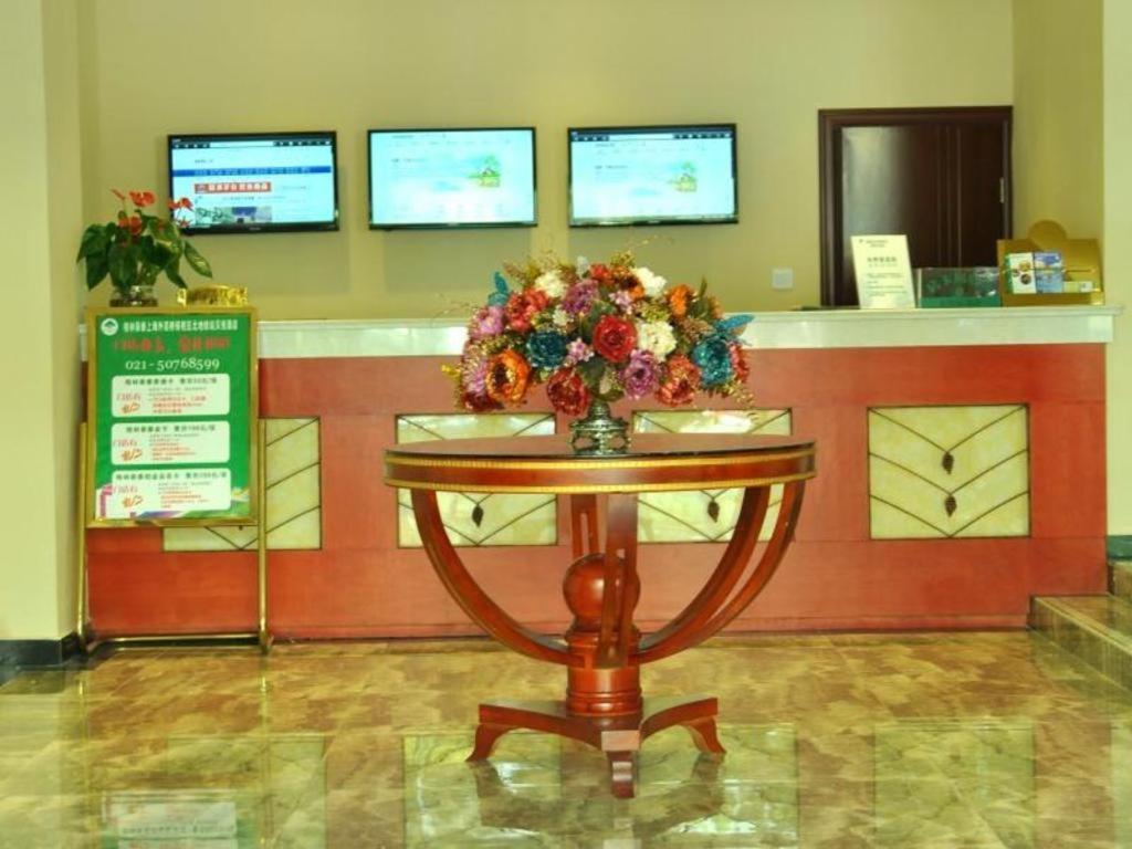 Hotel Greentree Fta Waigaoqiao Free Trade Zone North Subway Station Shell